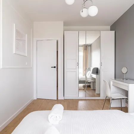 Rentplanet - Quorum דירה