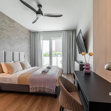 Rentplanet - Quorum ורוצלב