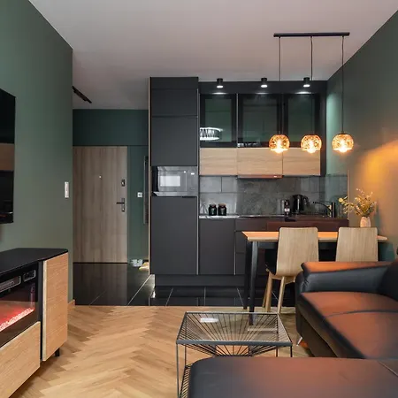 Rentplanet - Quorum Apartment