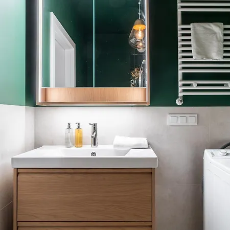 Apartament Rentplanet - Quorum