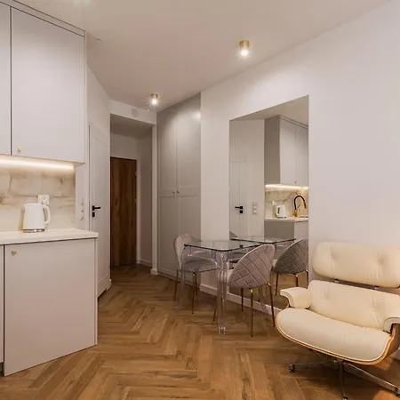 Rentplanet - Quorum Apartman