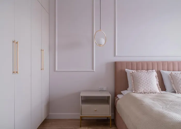 Rentplanet - Quorum * Βρότσλαβ