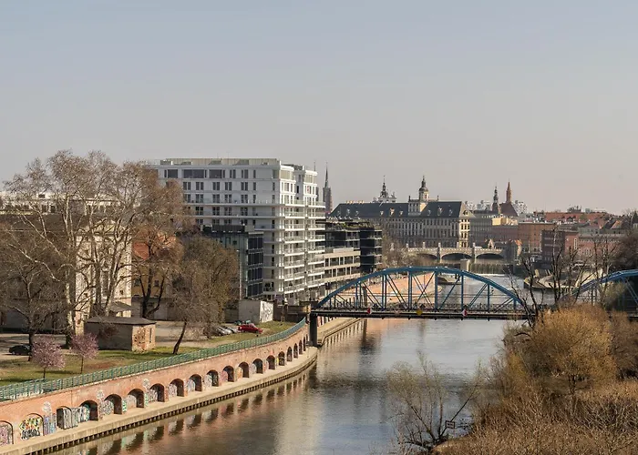 Rentplanet - Quorum Apartament